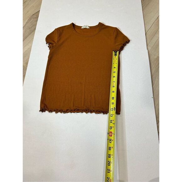 Madewell Semi-Sheer Ribbed Lettuce Hem Tee - Picture 4 of 6